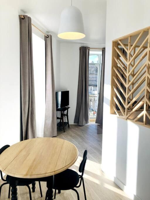 La Belle Consigne - Appartements Dinan Centre Gare Екстериор снимка