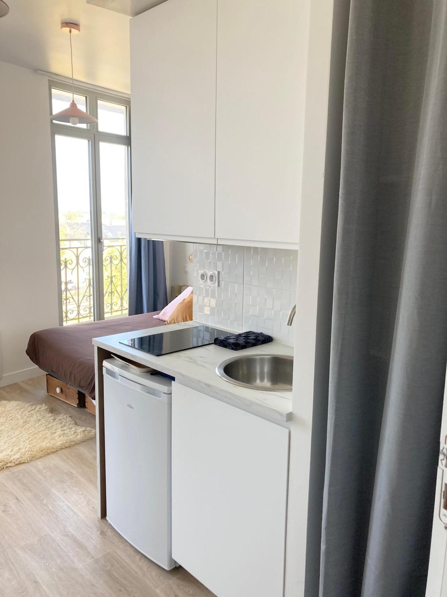 La Belle Consigne - Appartements Dinan Centre Gare Екстериор снимка